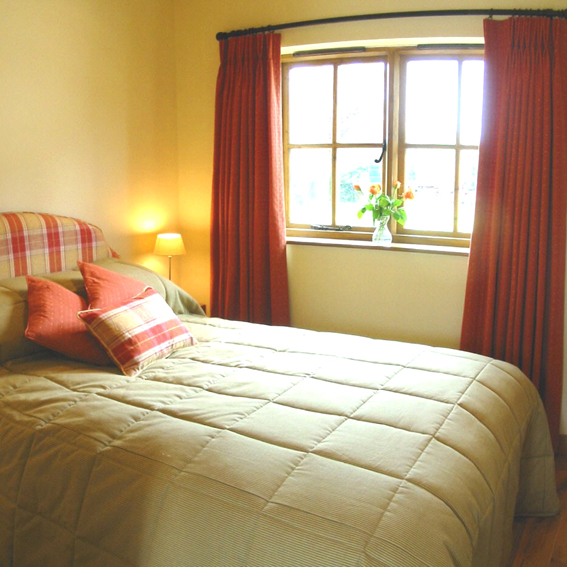 Gamekeepers Retreat - Bedroom